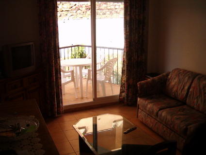 Lounge/Balcony
